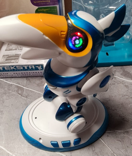 Teksta Tukan-Roboter sprechender Vogel (A)