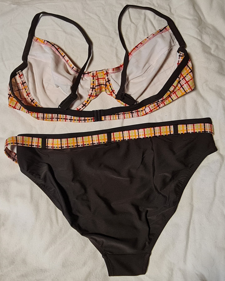 Arena Lucrecia Damen Bügel Bikini bubble pink multi.deep Gr. 46C NEU (A)