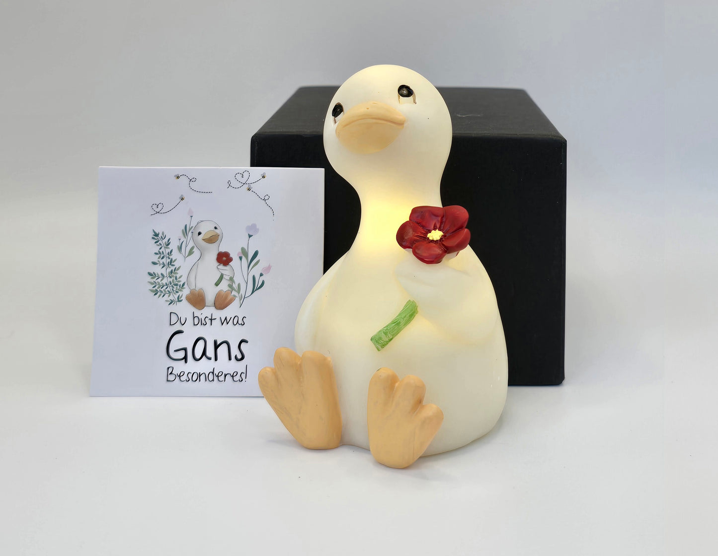 Kleine Gans "Berta" mit LED mit Grußkarte in Geschenkbox